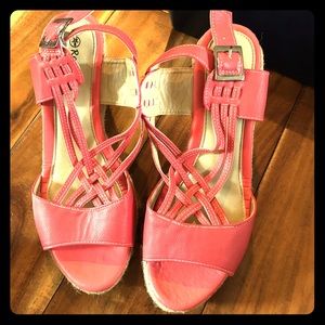 Women’s size 8 wedges